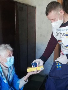 A ajuda da Caritas ucraniana aos deslocados